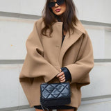 Mi-Longue Damen Mantel – Oversized & elegant