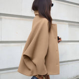 Mi-Longue Damen Mantel – Oversized & elegant