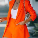 HeidiMode - Stilvolles Set Bestehend Aus Edlem Blazer Und Lässigen Shorts